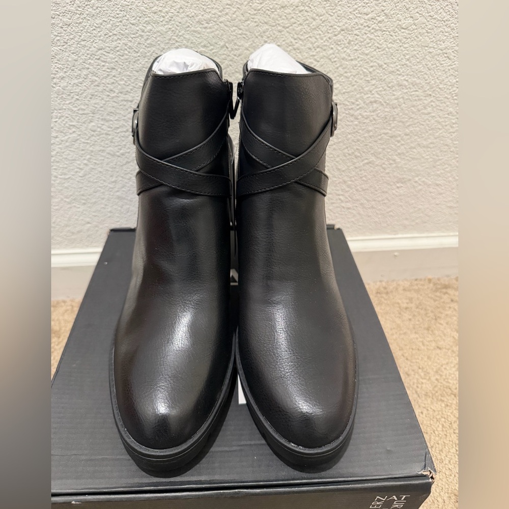 “New” NAturalizer Black Leather Boots size12